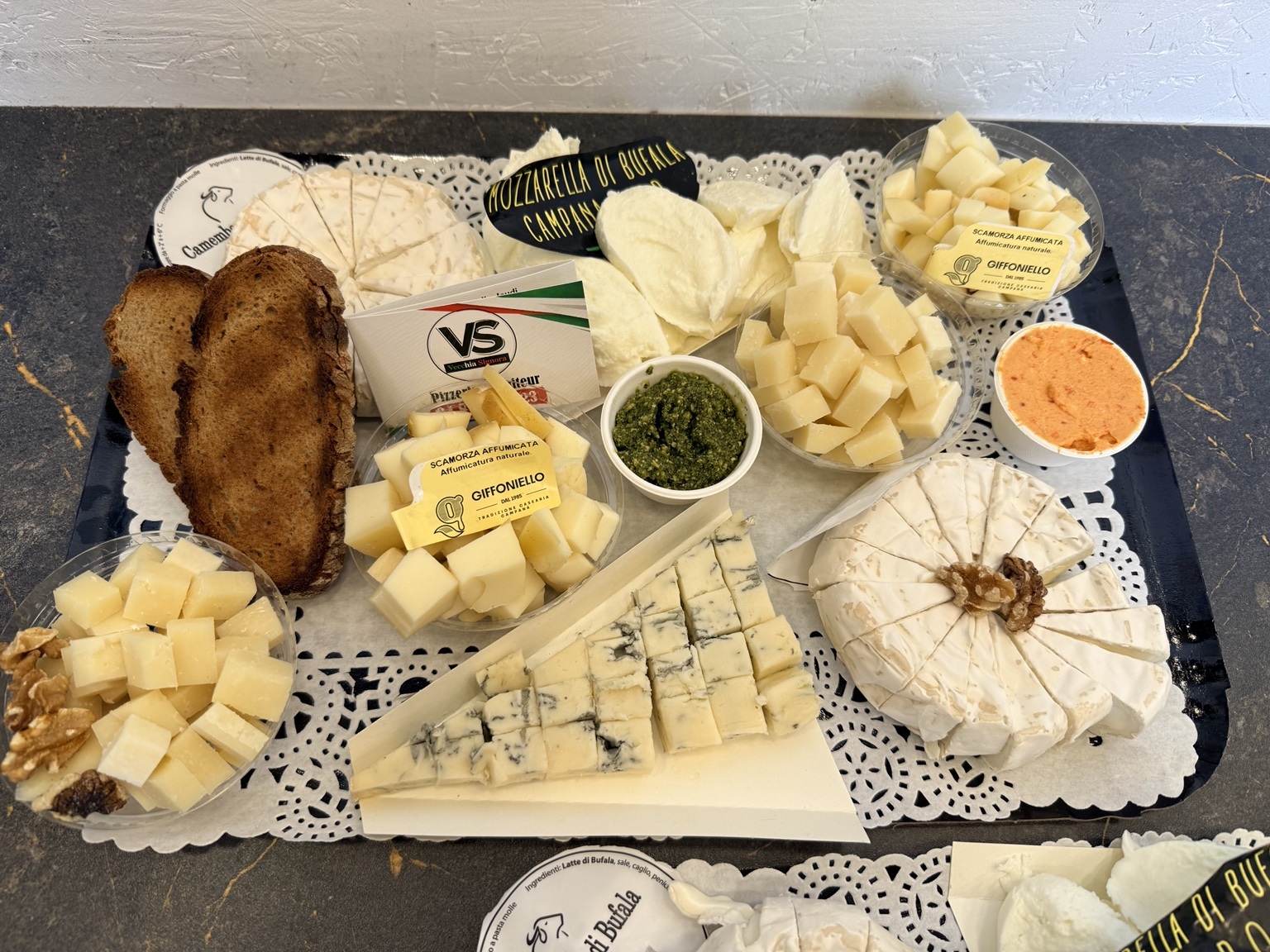 Plateau de fromages et accompagnements